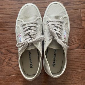 Women’s Superga sneakers SZ 10 beige